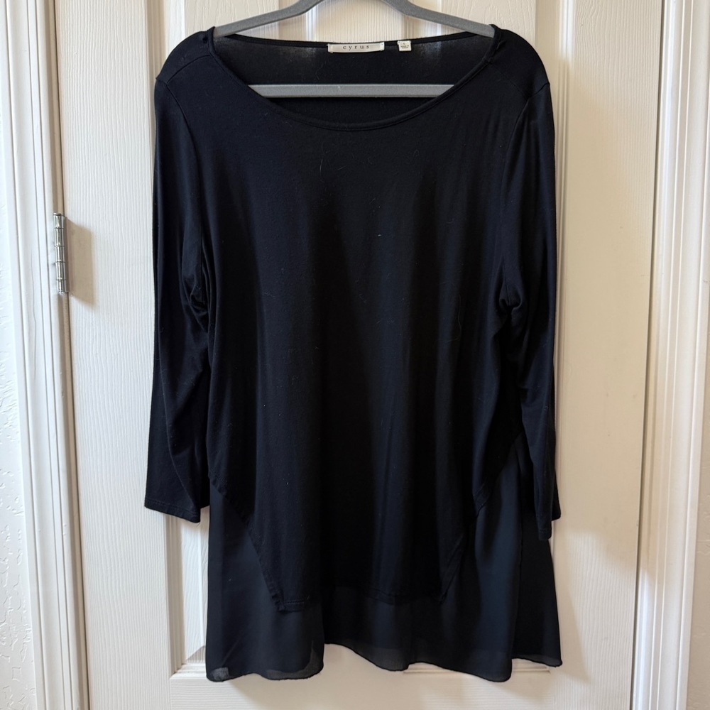 Cyrus | Black Long Sleeve | Women's Top | Size Large